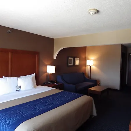 Comfort Inn Crystal Lake - Algonquin-3